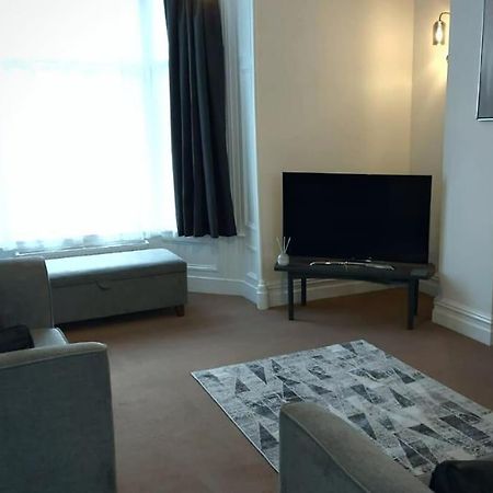 2 Bedroom City Centre Duplex Apt Preston  Eksteriør billede