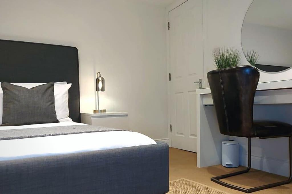2 Bedroom City Centre Duplex Apt Preston  Eksteriør billede
